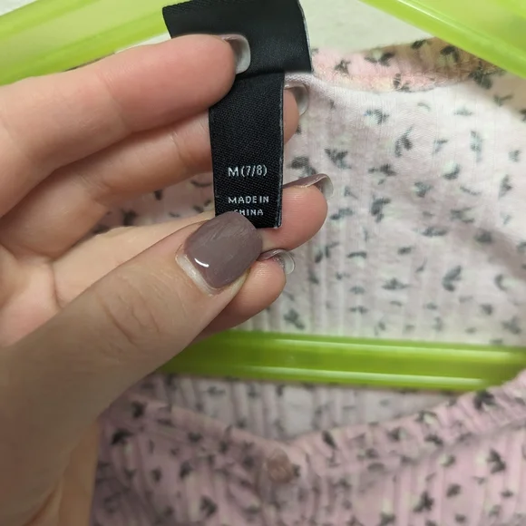 Art Class Target Brand Ribbed Button Down Tops - Picture 5 of 9